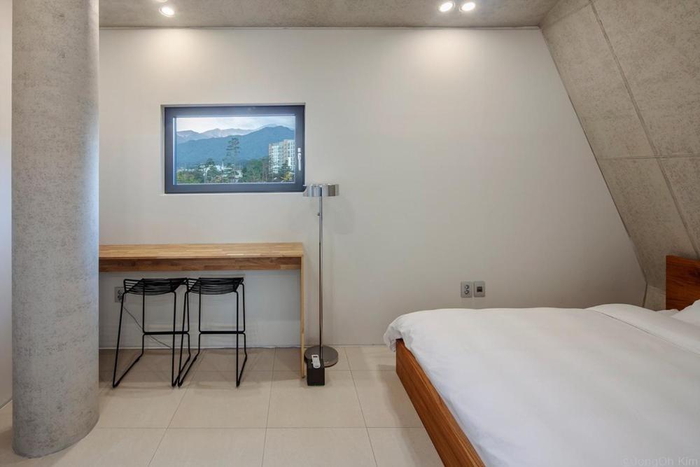 Yangyang Sokcho Kinship Stay Room photo